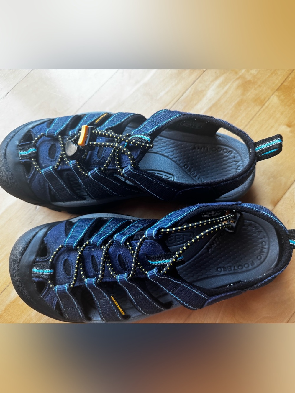 KEEN Newport H2 Women’s Waterproof Hiking Sandals Size 7.5 - Picture 4 of 10